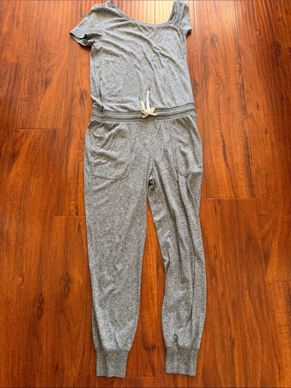 Philanthropy Heather Gray Short-Sleeve Jogger Jumpsuit